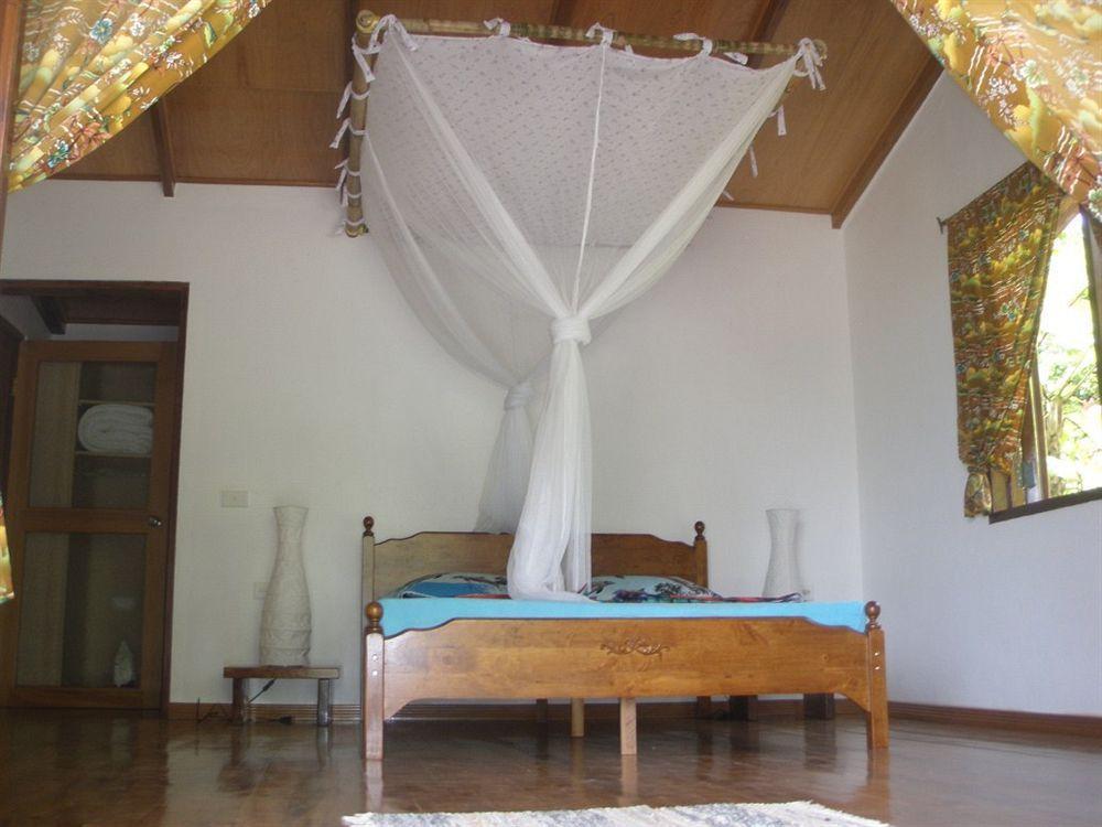 Korovesi Sunshine Villas ซาวูซาวู ภายนอก รูปภาพ