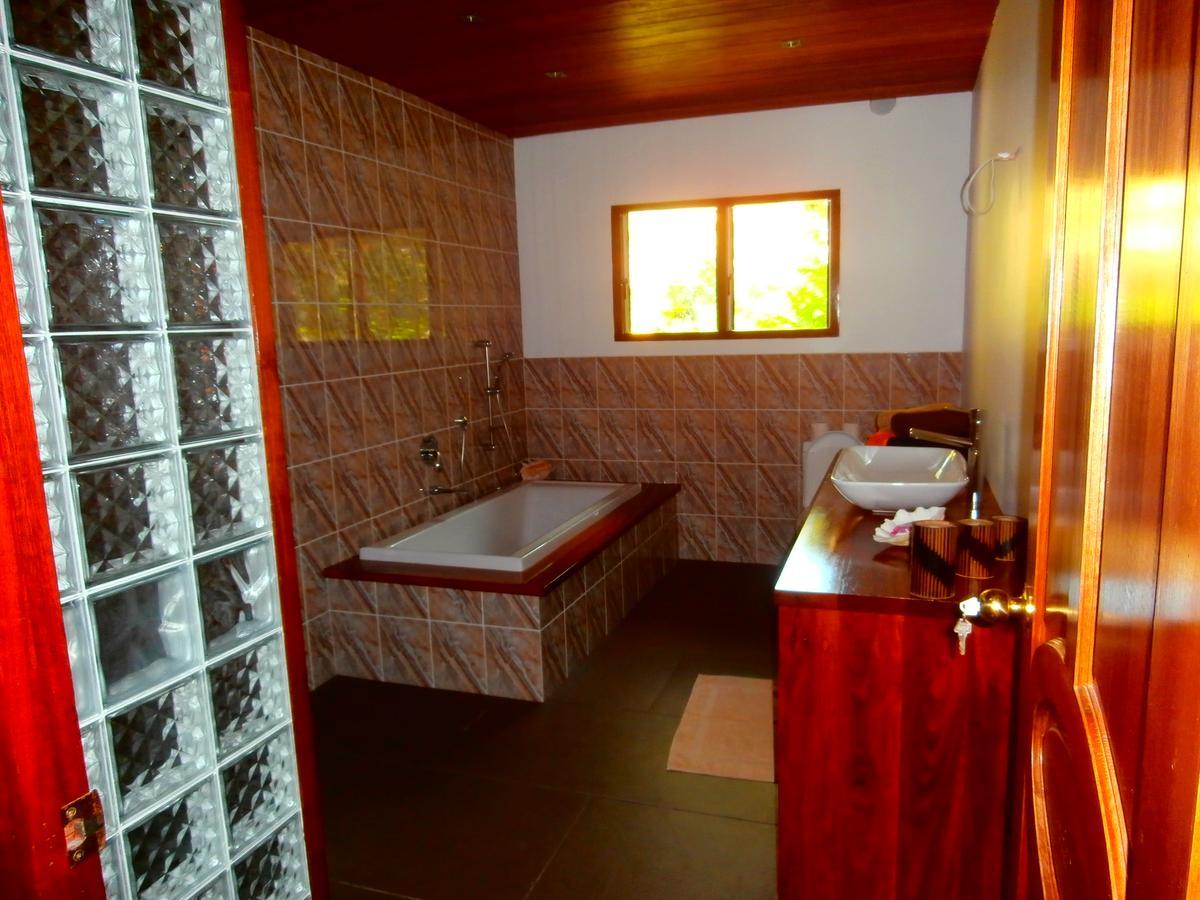 Korovesi Sunshine Villas ซาวูซาวู ภายนอก รูปภาพ