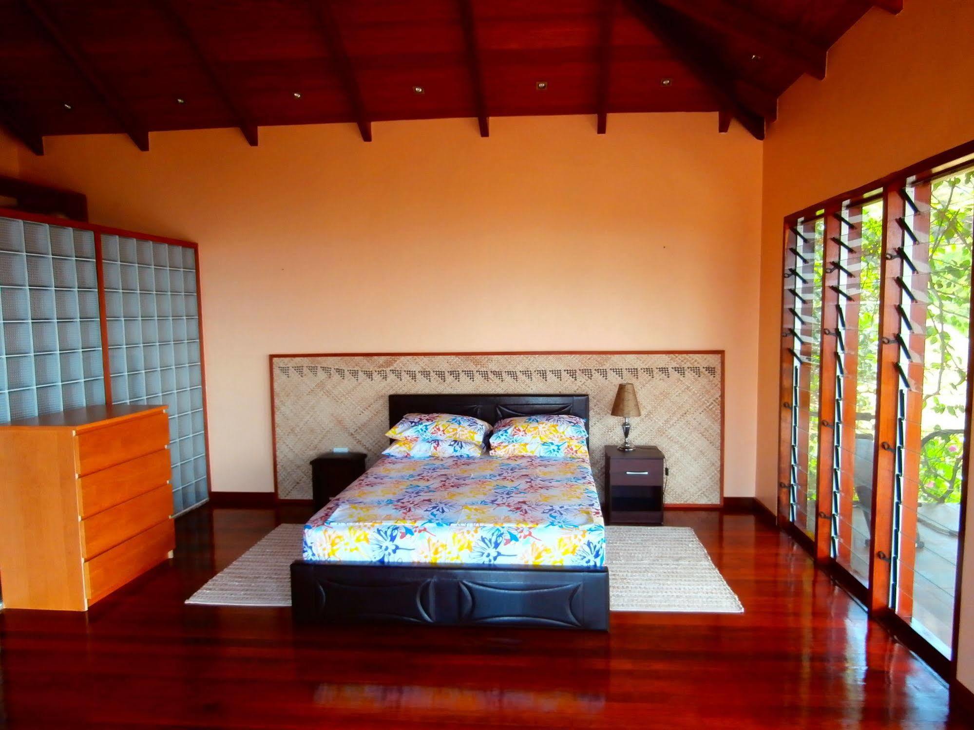 Korovesi Sunshine Villas ซาวูซาวู ภายนอก รูปภาพ